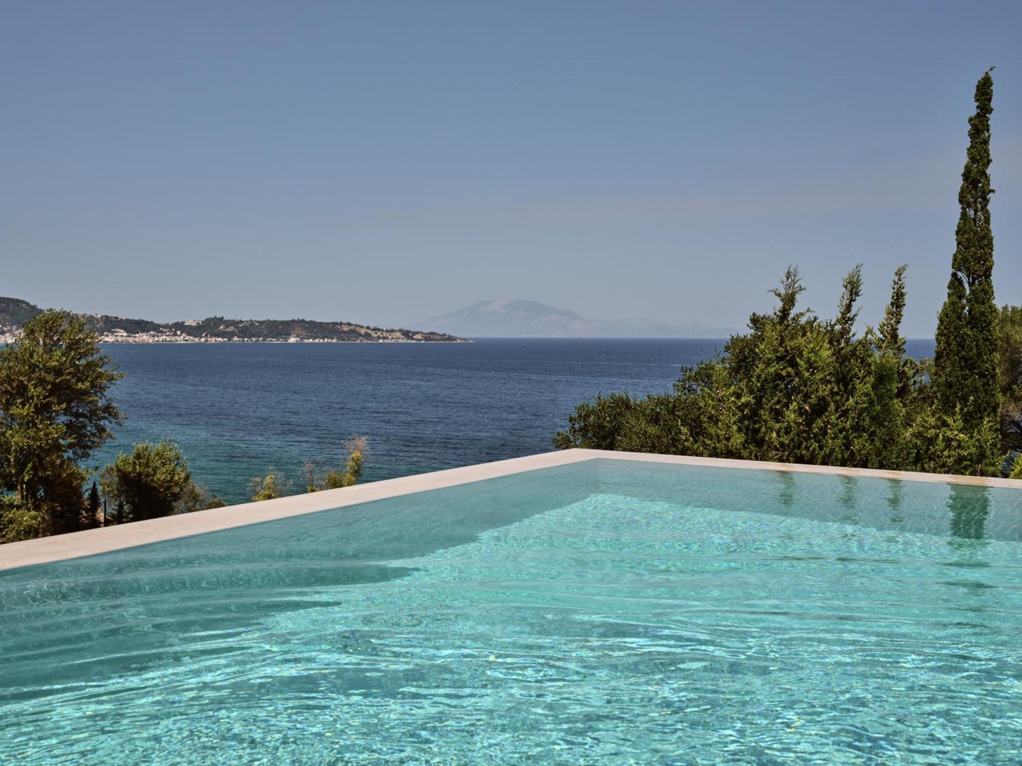 Ananta Blue Residence Argassi Rum bild